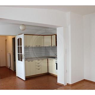 Pronájem bytu 3+1 72 m&sup2; České Budějovice