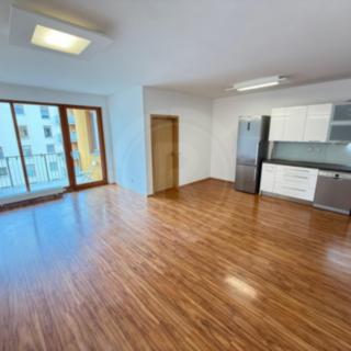 Pronájem bytu 4+kk 98 m² České Budějovice 2, U Lučního jezu