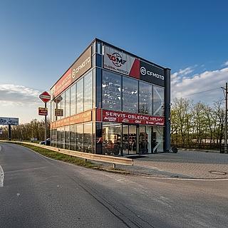 Pronájem obchodu 1350 m&sup2; Praha