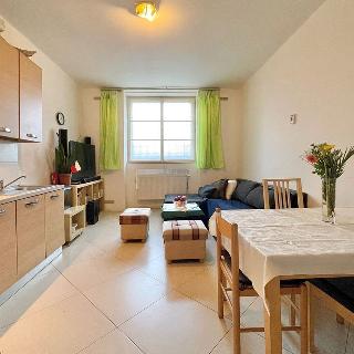 Prodej bytu 2+kk 47 m² Praha, 