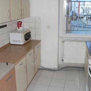 Pronájem bytu 2+1 41 m² Blatná, náměstí Míru