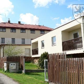 Prodej rodinného domu 1 550 m² Varvažov, 