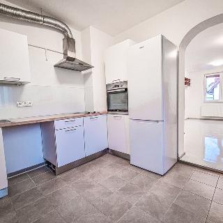 Pronájem bytu 3+1 55 m² České Budějovice, Plavská