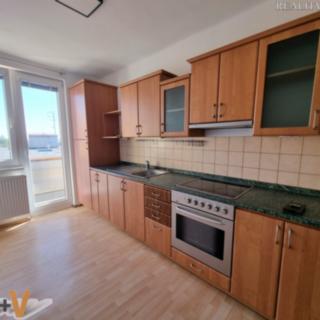 Pronájem bytu 3+1 73 m² Lišov, Nová
