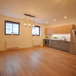 Pronájem bytu 2+kk 68 m² Slaný, Třebízského