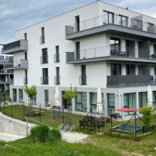 Pronájem bytu 2+kk 63 m² Horoměřice