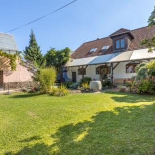 Prodej rodinného domu 900 m² Obora