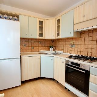 Pronájem bytu 2+kk 52 m² Kladno, Benešovská