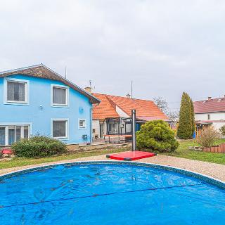 Prodej rodinného domu 335 m² Mšené-lázně, Mír. náměstí