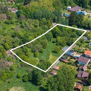 Prodej stavební parcely 5 084 m² Mnichovice, V lukách