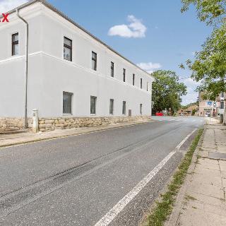 Prodej činžovního domu 404 m² Koleč, 