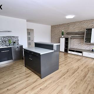 Pronájem bytu 3+kk 64 m&sup2; Loděnice