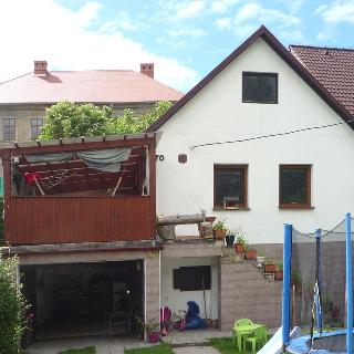 Prodej rodinného domu 50 m² Všetaty, 