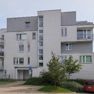 Pronájem bytu 2+kk 48 m² Beroun, V Zahradách