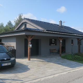 Prodej rodinného domu 802 m² Mirkovice