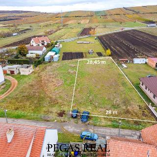 Prodej stavební parcely 1 804 m² Březí, 