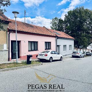 Prodej rodinného domu 118 m² Brno, Klajdovská