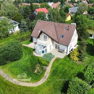 Prodej rodinného domu 409 m² Dobřejovice, Lipová