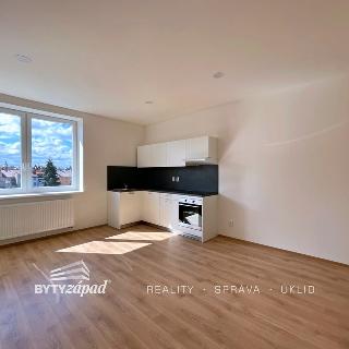 Pronájem bytu 2+kk 58 m² Plzeň, Zikmunda Wintra