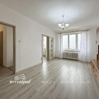 Pronájem bytu 2+1 55 m² Plzeň, Koterovská