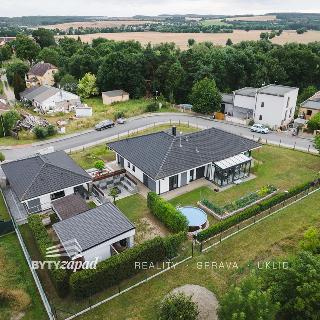 Prodej rodinného domu 253 m² Město Touškov, Lesní