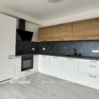 Pronájem bytu 2+kk 48 m² Plzeň, Na Jíkalce