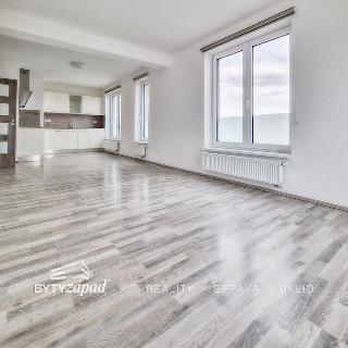 Pronájem bytu 2+kk 61 m² Plzeň, Koterovská