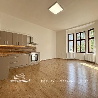 Pronájem bytu 2+kk 52 m² Plzeň, Plachého