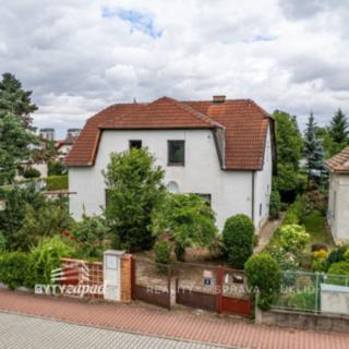 Prodej rodinného domu 120 m&sup2; Praha