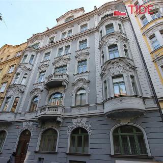 Pronájem bytu 2+kk 70 m² Praha, U milosrdných