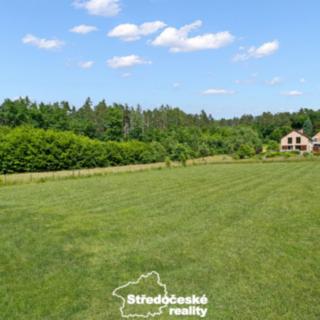 Prodej stavební parcely 2000 m&sup2; Hrusice