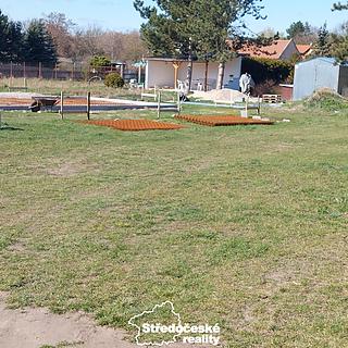 Prodej stavební parcely 853 m&sup2; Čečelice