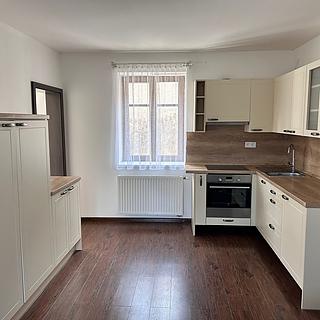 Pronájem bytu 2+kk 49 m&sup2; Tábor