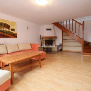 Pronájem rodinného domu 120 m² Jinočany