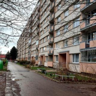 Pronájem bytu 1+kk a garsoniéry 21 m² Ústí nad Labem, Ladova