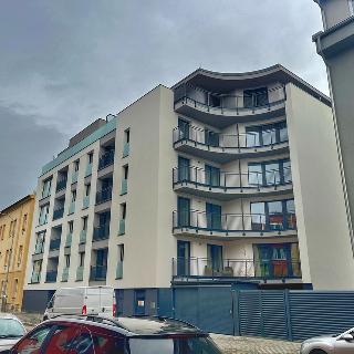 Pronájem bytu 1+kk a garsoniéry 35 m² Plzeň, 