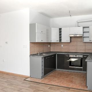 Prodej bytu 3+kk 83 m² Stříbro, Smetanova