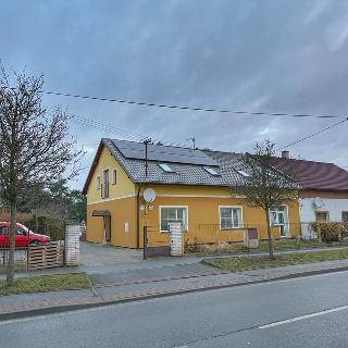 Pronájem bytu 3+kk 120 m² Nýřany, 