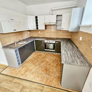 Prodej bytu 3+kk 83 m² Stříbro, Smetanova