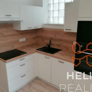 Pronájem bytu 3+1 75 m² Frýdek-Místek Místek, Tržní