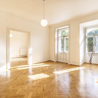 Pronájem bytu 5+kk 154 m² Praha, Dienzenhoferovy sady