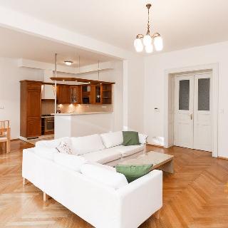 Pronájem bytu 3+kk 120 m² Praha, Mánesova