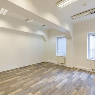 Pronájem kanceláře 28 m² Praha, Londýnská