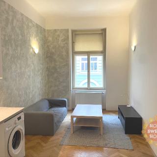 Pronájem bytu 3+kk 75 m² Praha, Tyršova