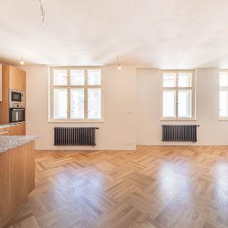 Pronájem bytu 2+kk 99 m² Praha, Maiselova