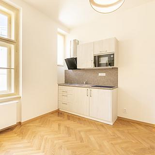 Pronájem bytu 2+kk 39 m&sup2; Praha
