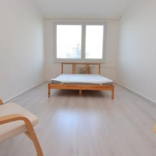 Pronájem bytu 2+kk 39 m² Praha, Bryksova