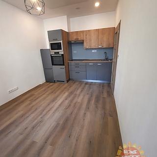 Pronájem bytu 2+kk 30 m&sup2; Aš