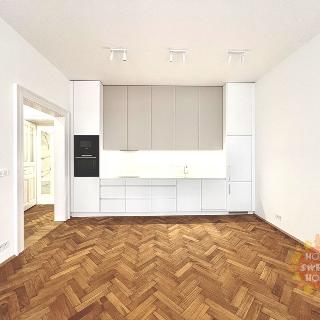 Pronájem bytu 3+kk 70 m² Praha, Slezská