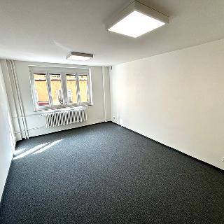 Pronájem kanceláře 25 m² Praha, Přístavní